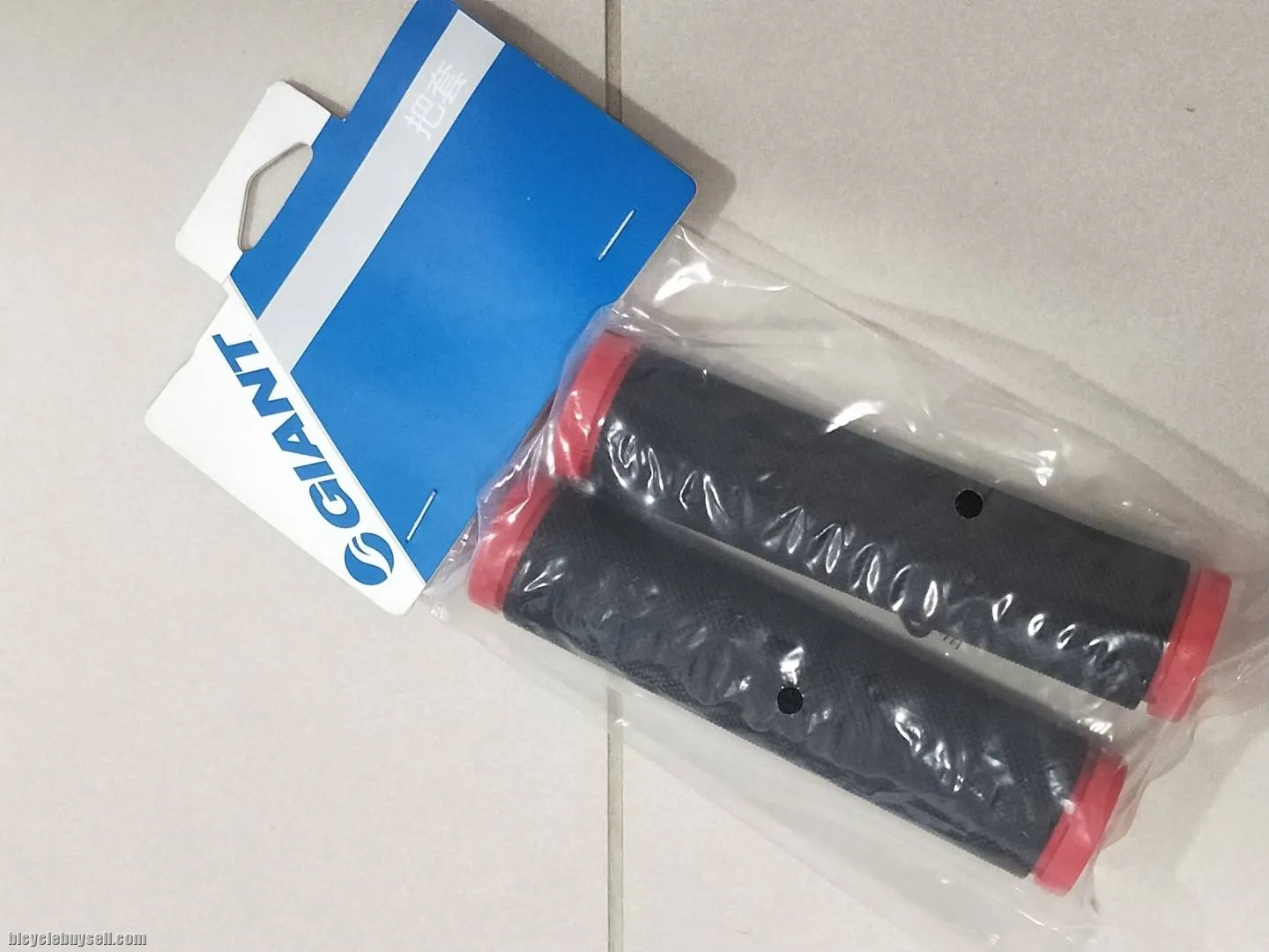 Giant GBT-2 Model MTB Handlebar Grip
