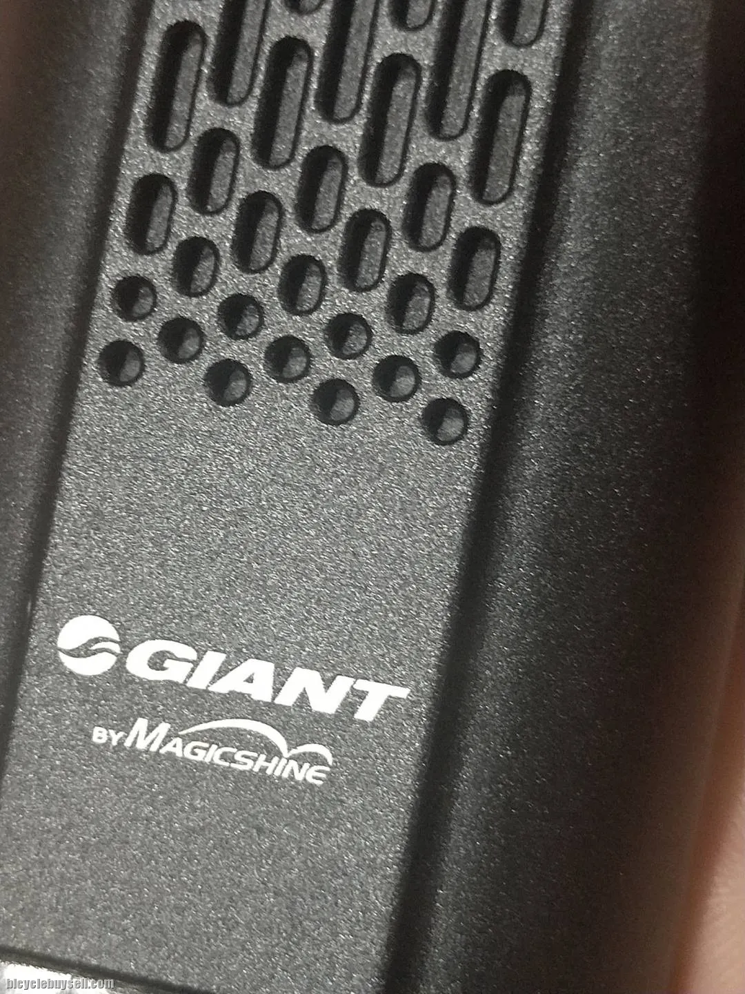 Giant Numen Solo 1400 Lumens by Magicshine Front Light / Beam