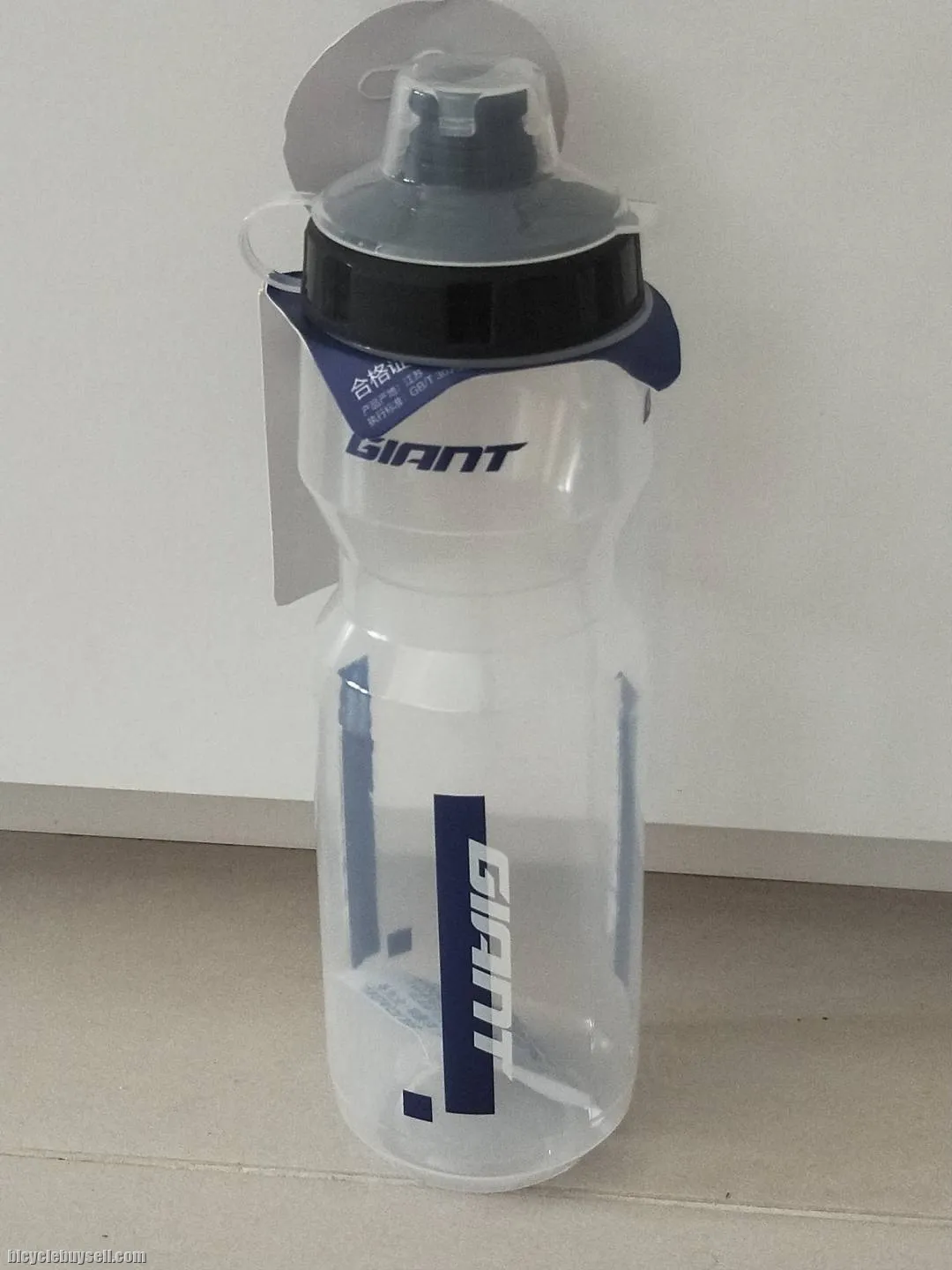 Giant Tri-G 600ML / 750ML Transparent White Water Bottle with Giant Blue Label