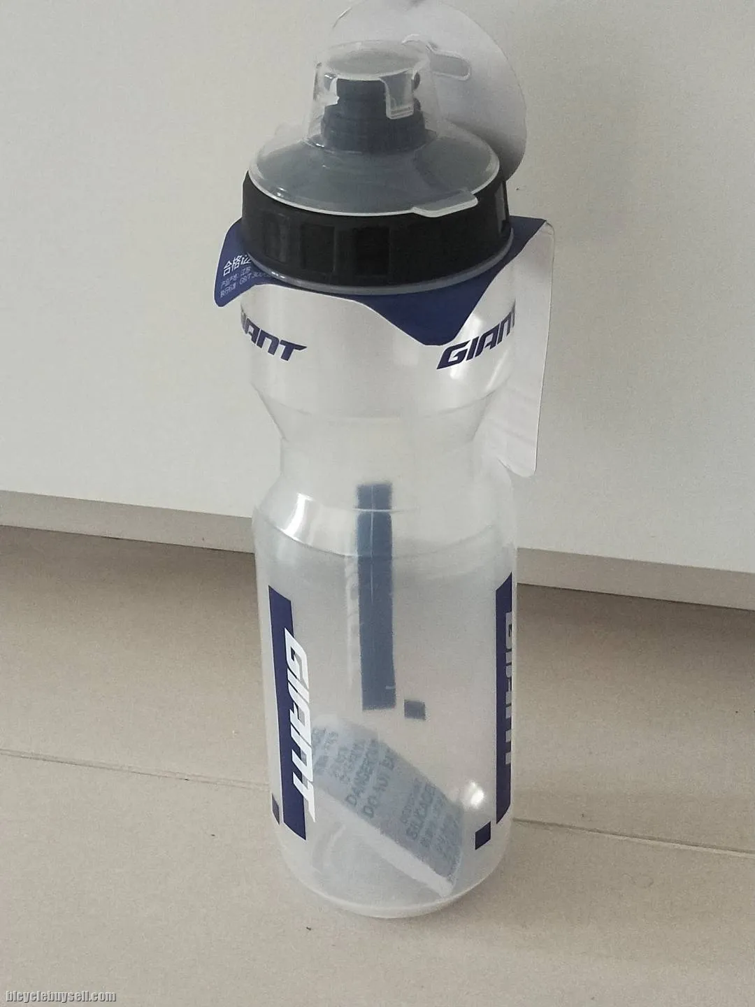 Giant Tri-G 600ML / 750ML Transparent White Water Bottle with Giant Blue Label