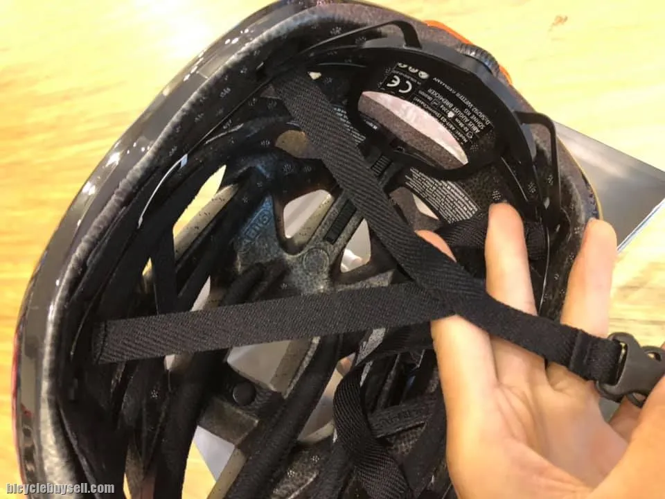 Abus StormChaser | ROAD BIKE HELMET |