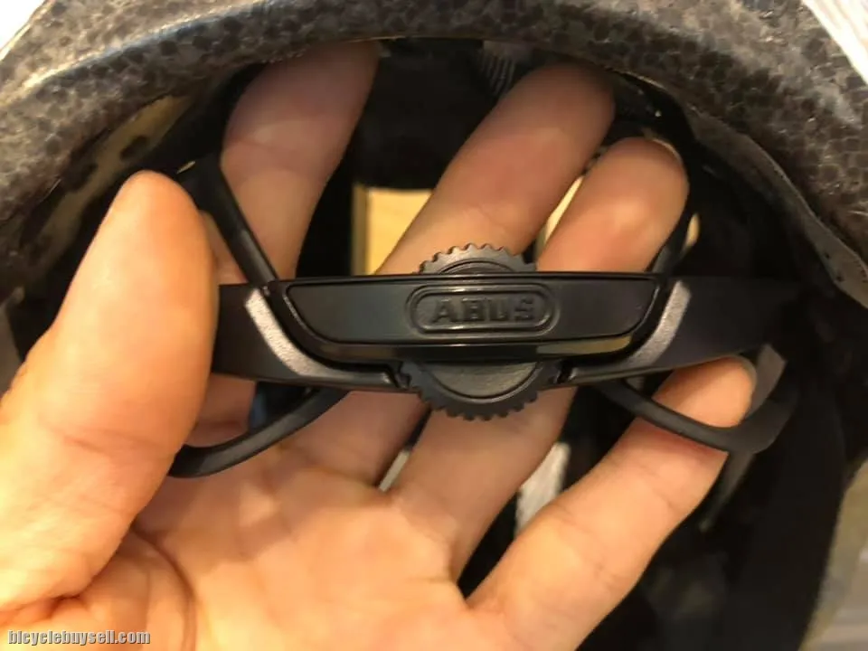 Abus Macator CYCLING HELMET