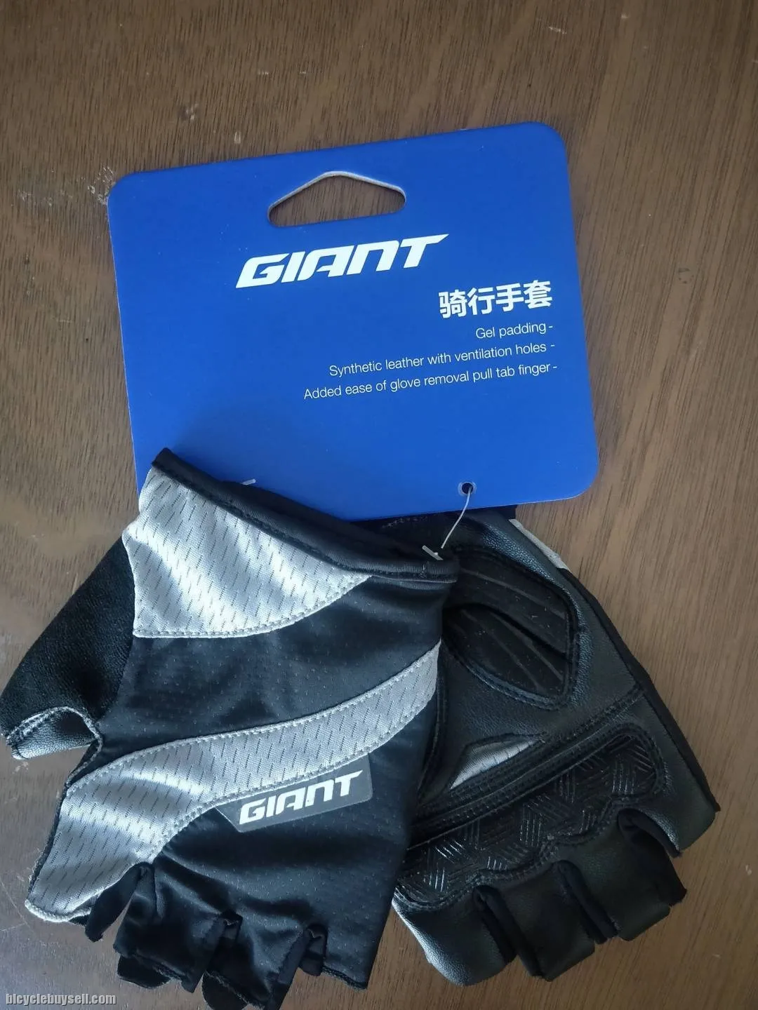 Giant 2020 Series G206 Half Finger Gloves Unisex / Men