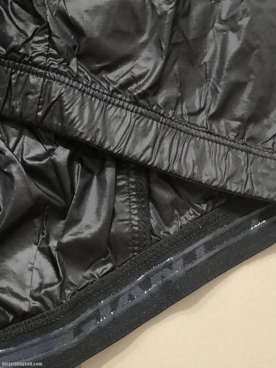 Giant Nylon Black Cycling Vest in size M, L, XL and 2XL Water Proof
