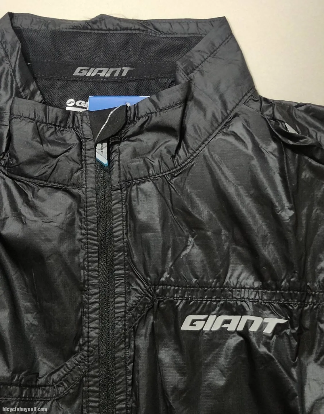 Giant Nylon Black Cycling Vest in size M, L, XL and 2XL Water Proof