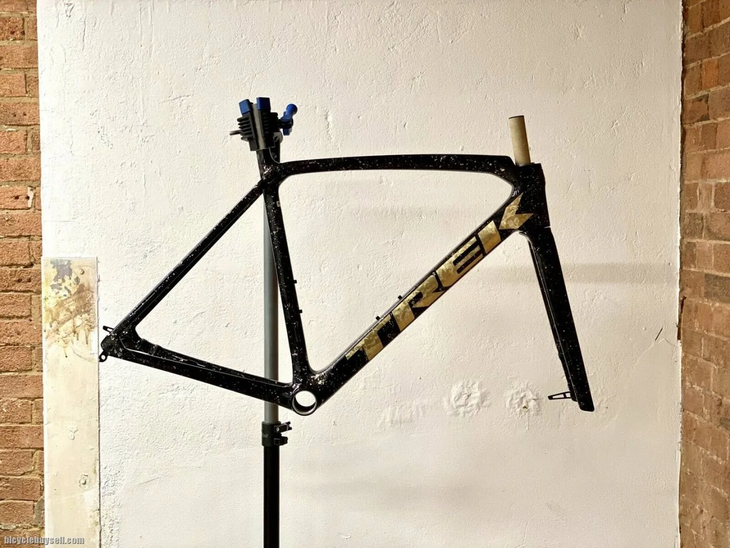 2022 TREK EMONDA SLR DISC PROJECT ONE FRAME SET !