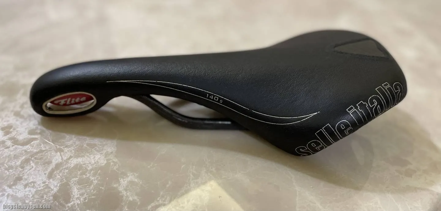 Selle Italia Flite Carbonio saddle