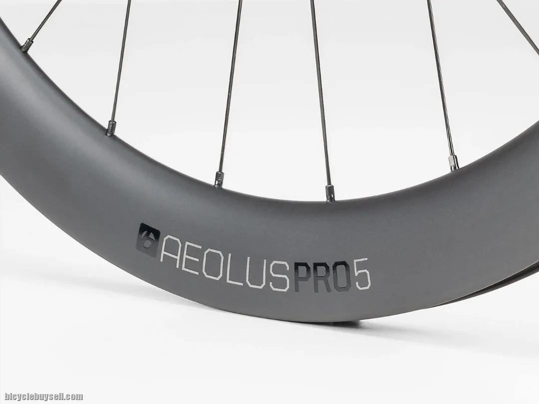BONTRAGER AEOLUS PRO 50 CARBON WHEEL READY STOCK !