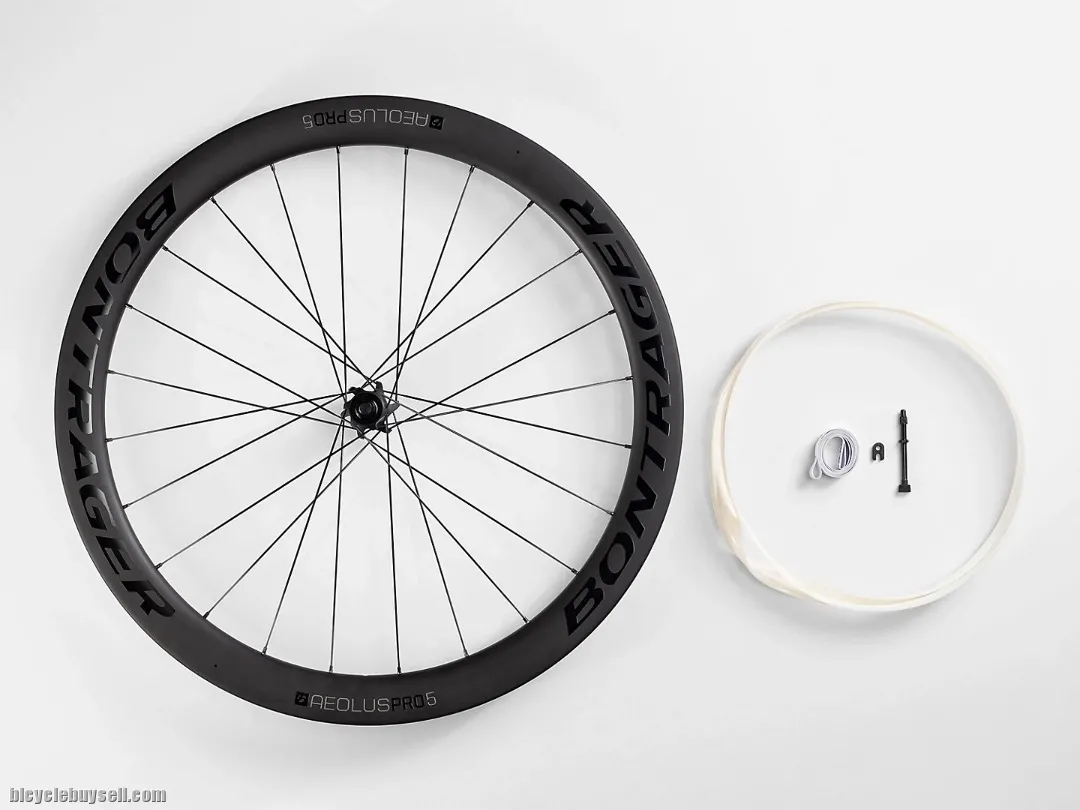 BONTRAGER AEOLUS PRO 50 CARBON WHEEL READY STOCK !