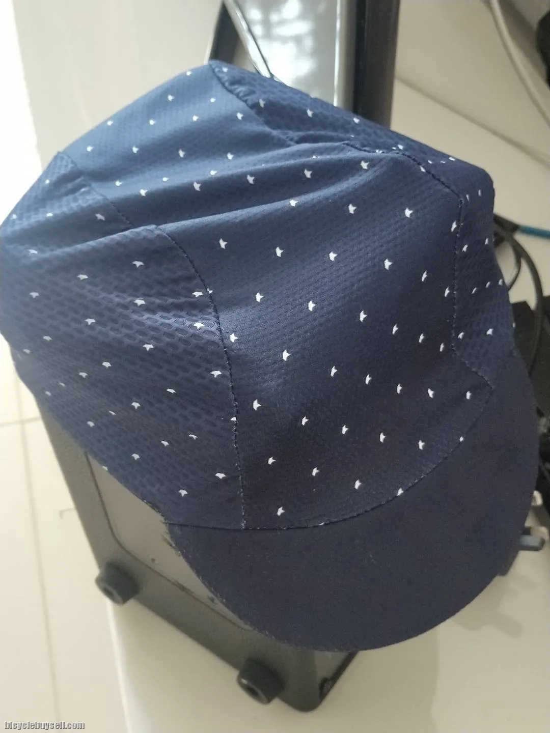 Giant Blue Dotted Design Soft Cycling Cap Unisex
