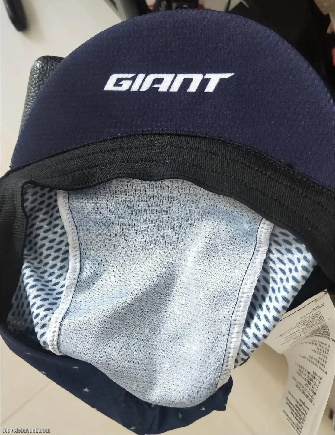 Giant Blue Dotted Design Soft Cycling Cap Unisex