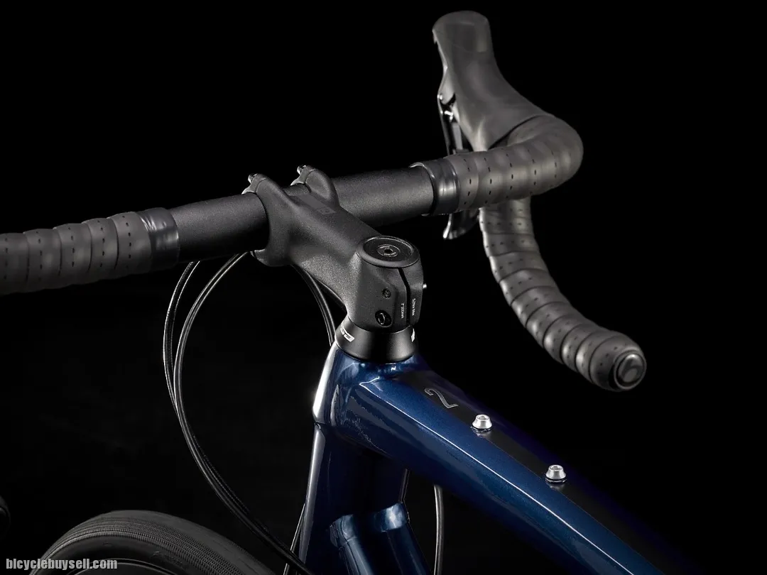 2023 TREK DOMANE AL 2 DISC READY STOCK !