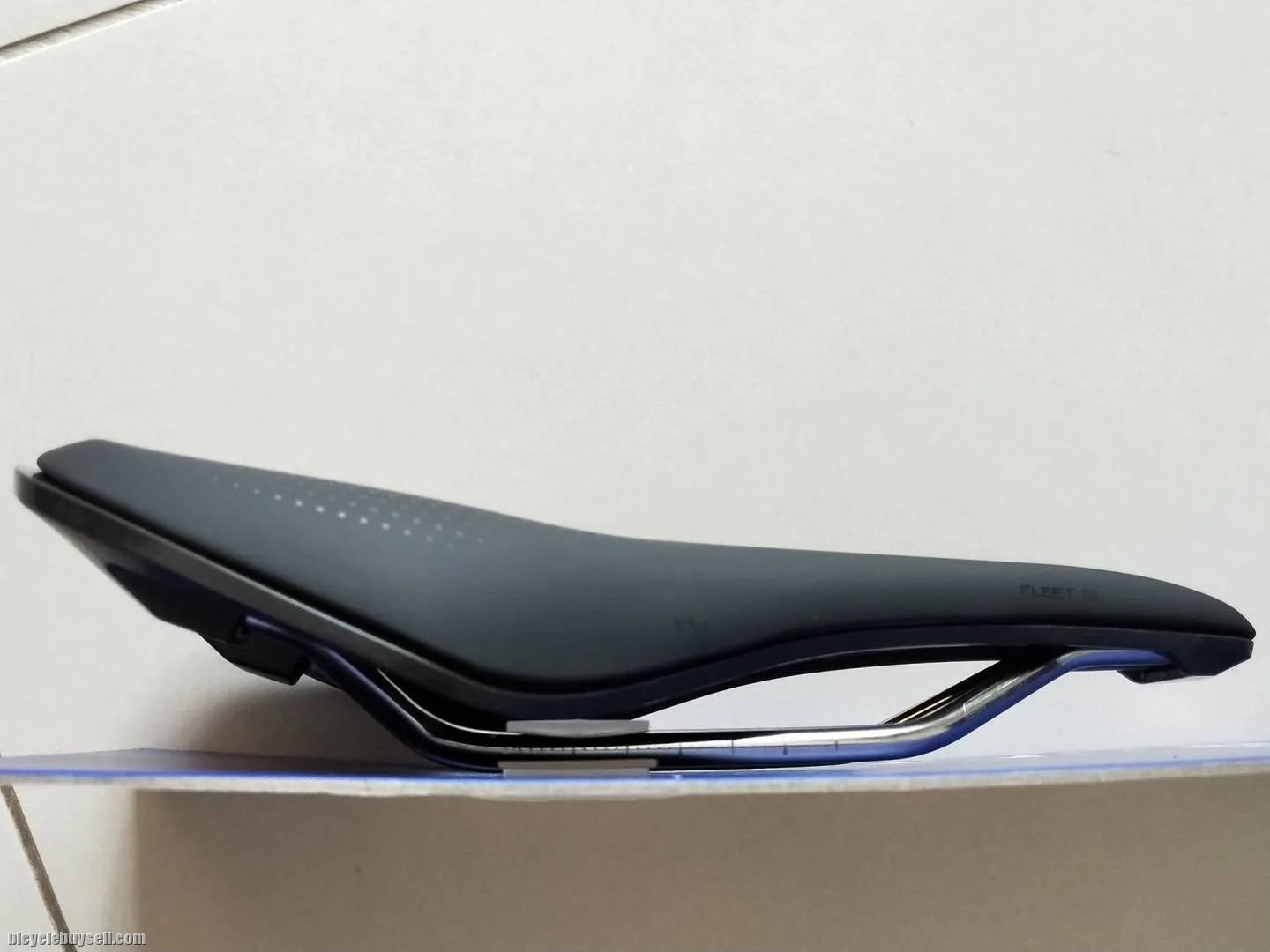 Giant Romero Saddle / Romero SL Grey Saddle 7mm rail Bounce Technology
