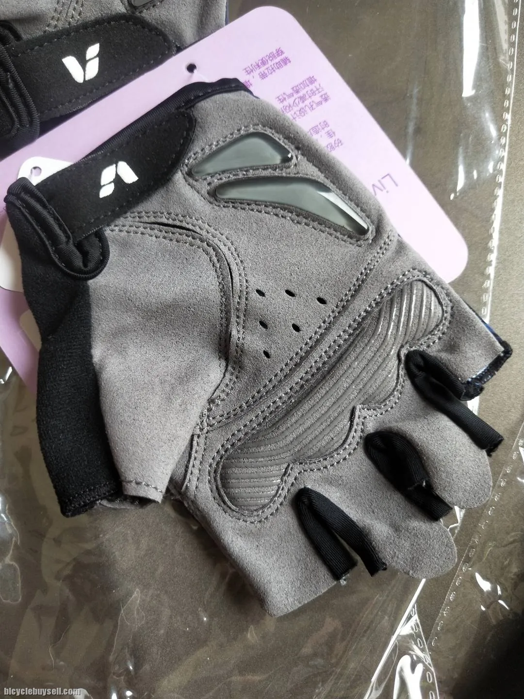 LIV Zwei Half Finger Cycling Gloves for Women / Ladies Strap on 2 color variant of Navy and Sky Blue