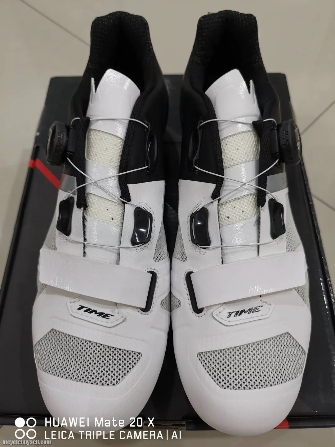 New Time Osmos 12 Road Shoe