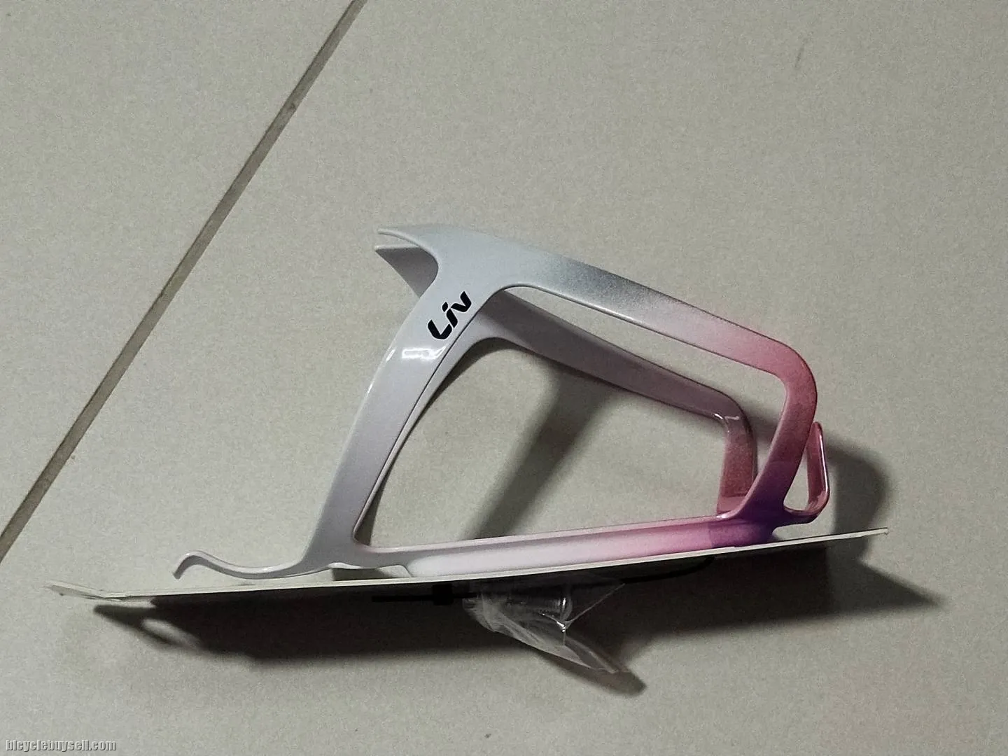 LIV Aurora Series Aluminum Water Bottle Cage 30g in 4 variant colors