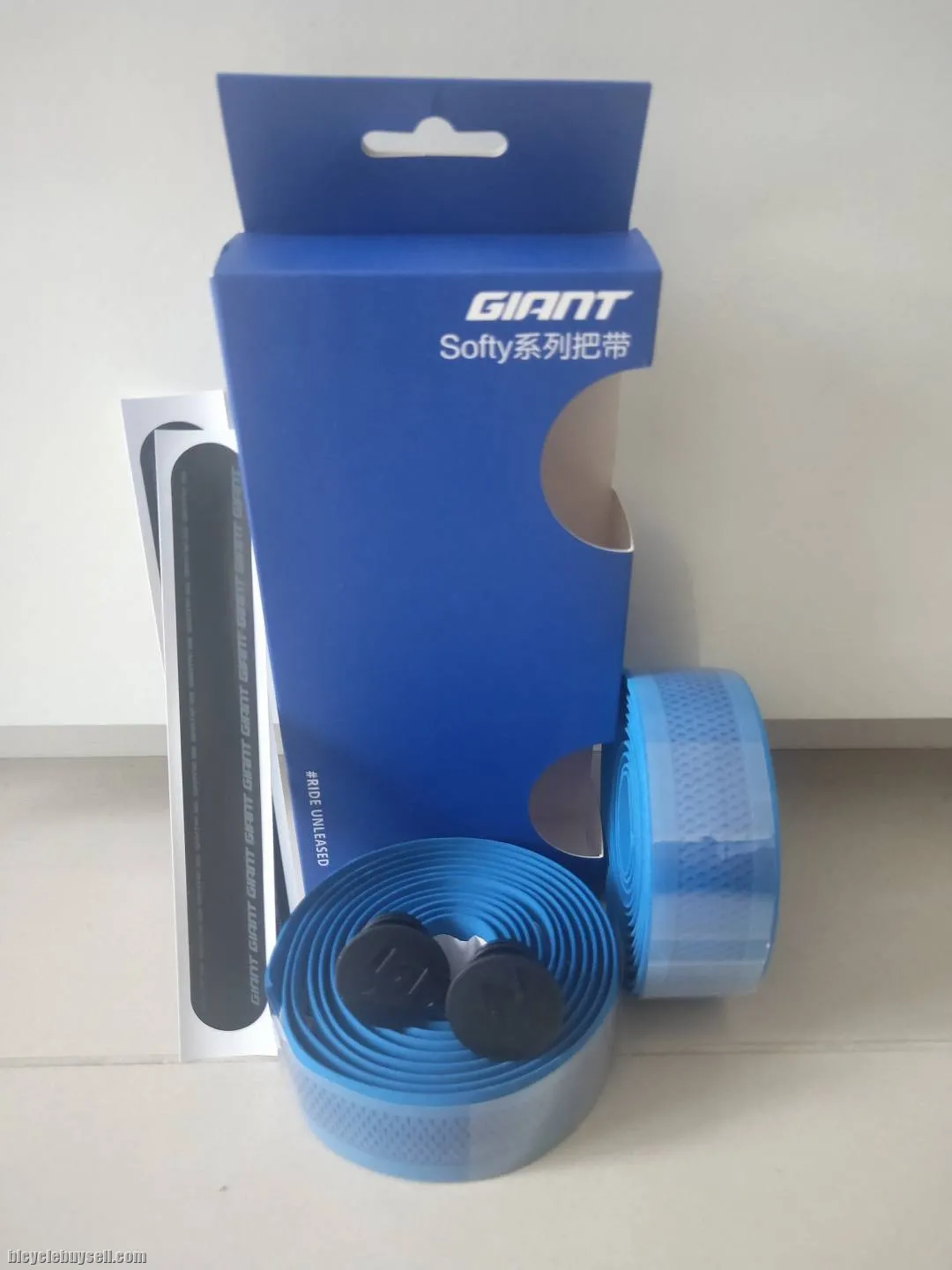 Giant Softy Series basic soft cork with center grip design blue 2.5mm