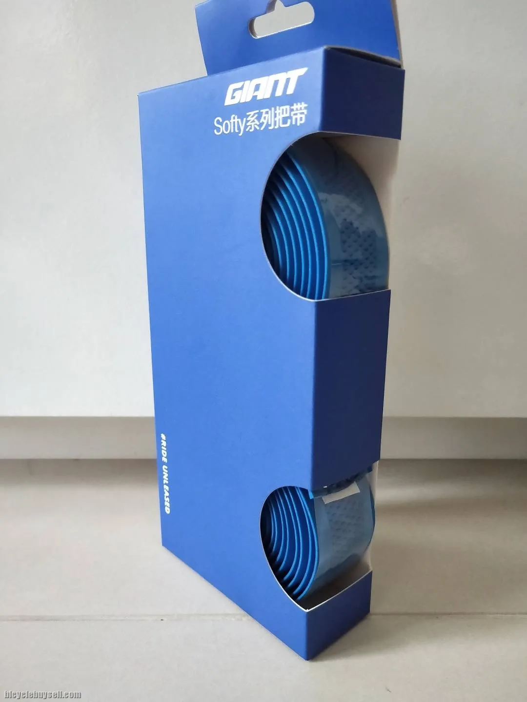 Giant Softy Series basic soft cork with center grip design blue 2.5mm