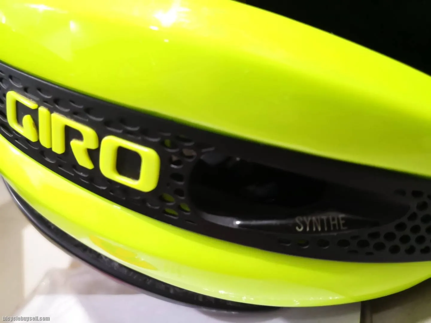 Giro SYNTHE Cycling Helmet â›‘