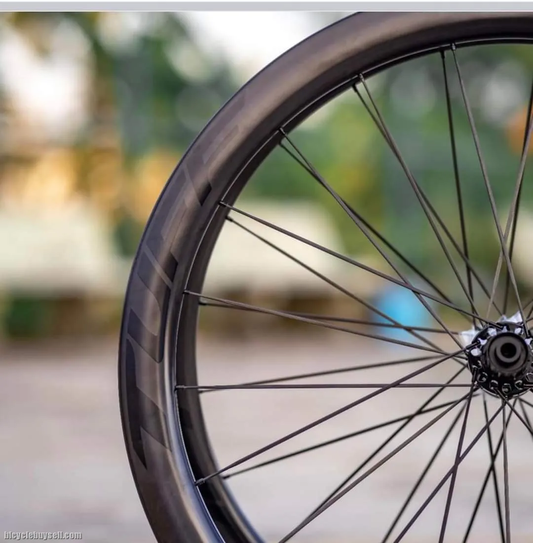 Tuff Carbon Rim &amp; Spoke