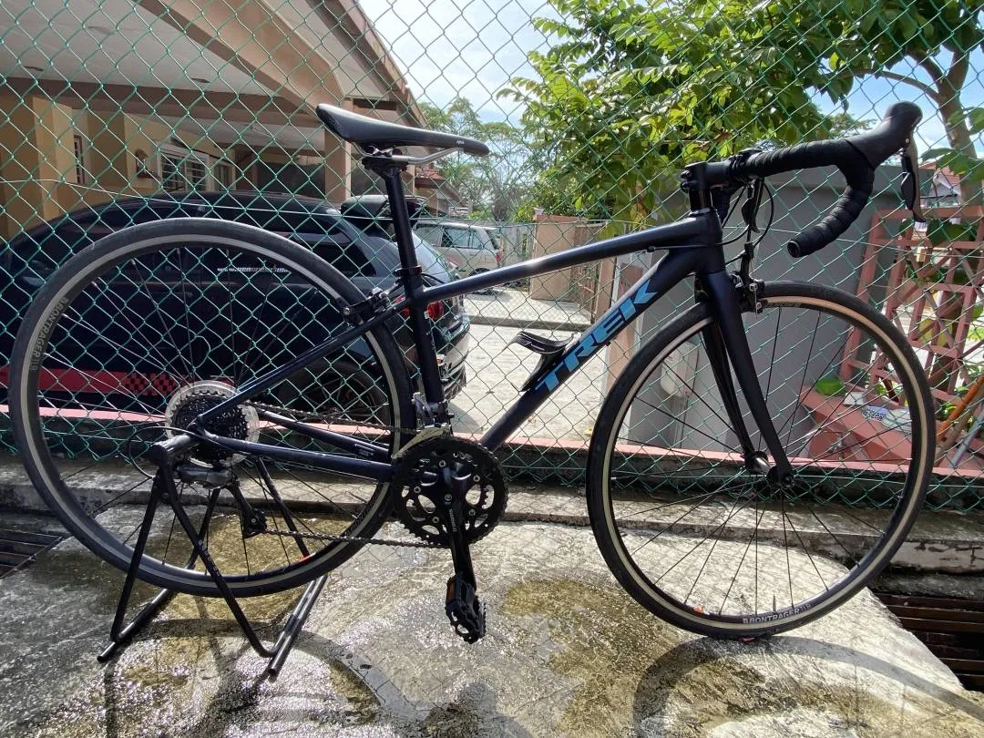 Trek Domane AL2 for sale