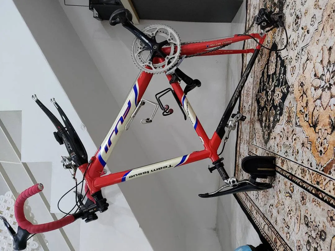 FUJI TEAM ISSUE