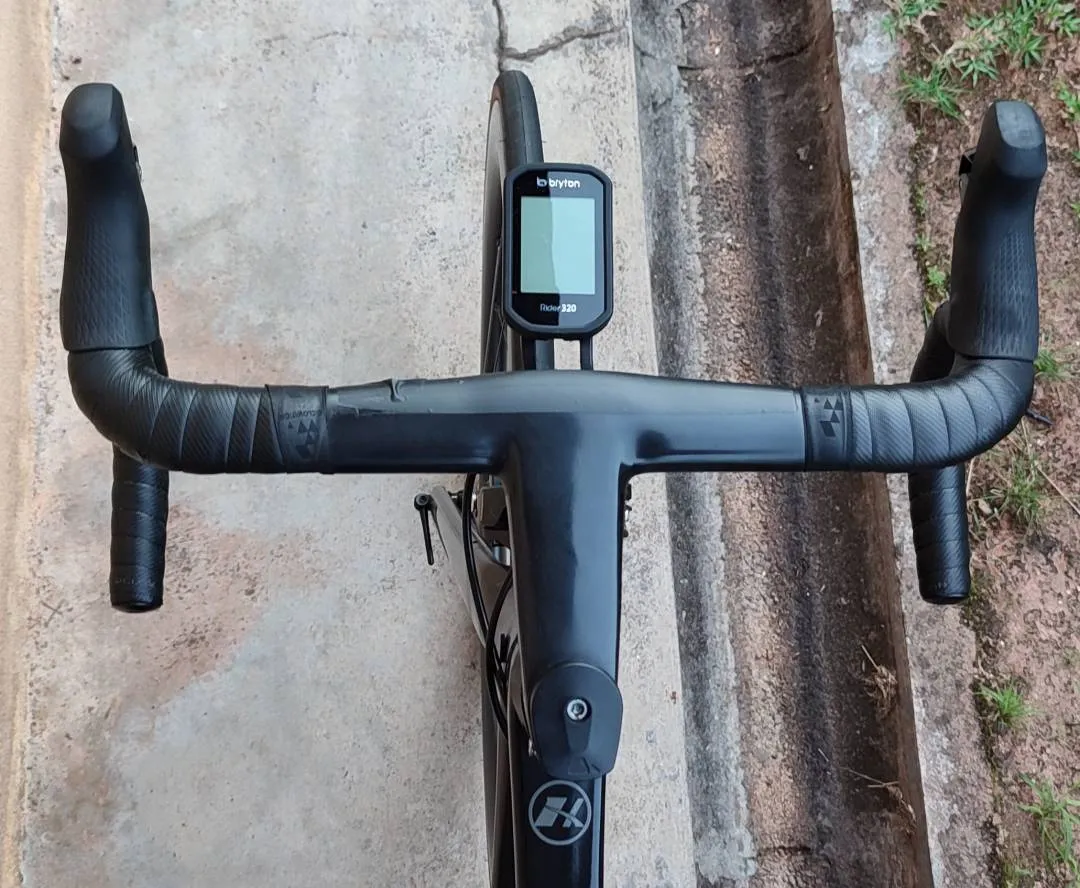PRO HARD TEAM  EDITION CARBON ROAD BIKE