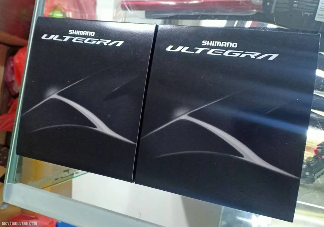 Shimano R8000 Ultegra Shifter Set / Japan (free pos w.m)