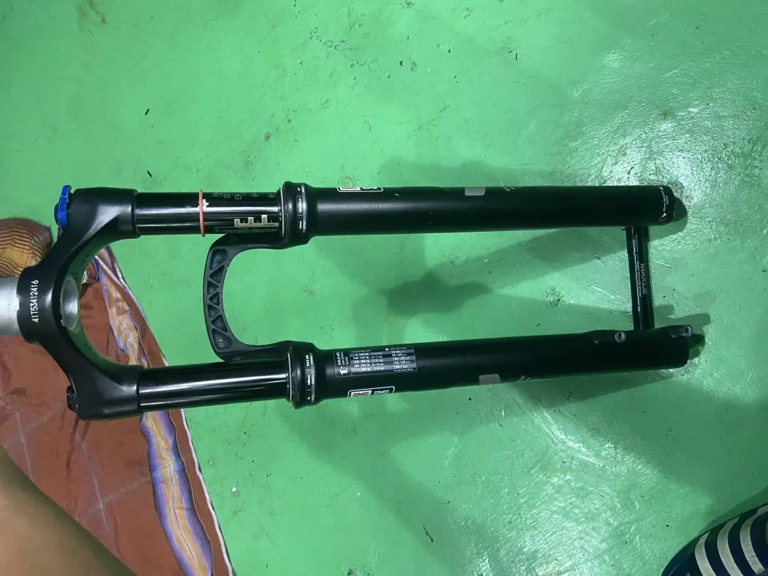 ROCKSHOX REBAR RL 29 BOOST