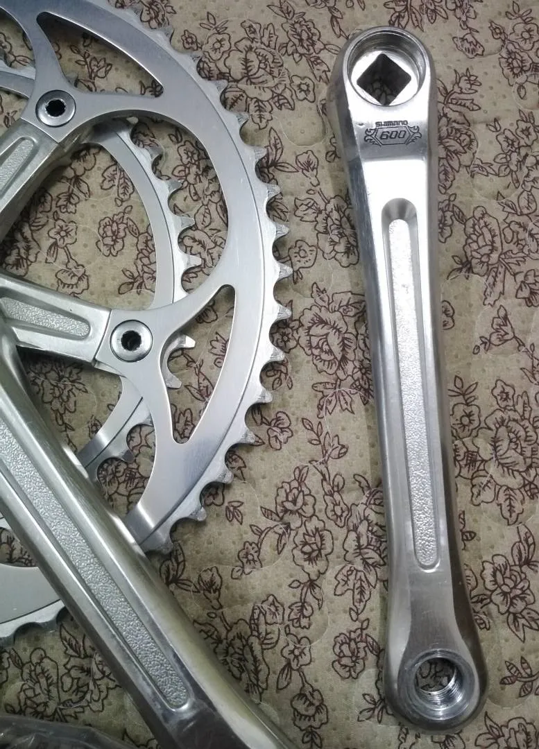 Shimano 600 Arabesque Crankset Vintage