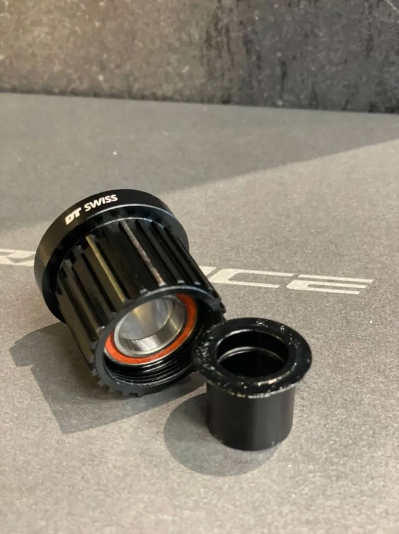 DT SWISS 240/350 FREE HUB BODY 40% LESS !