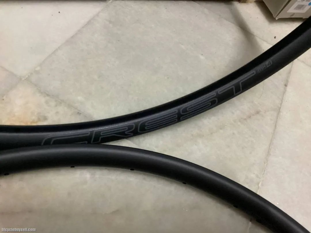 ZTR Crest MK4 32Hole Tubeless Rim | 27.5 | 1Pair @ free pos