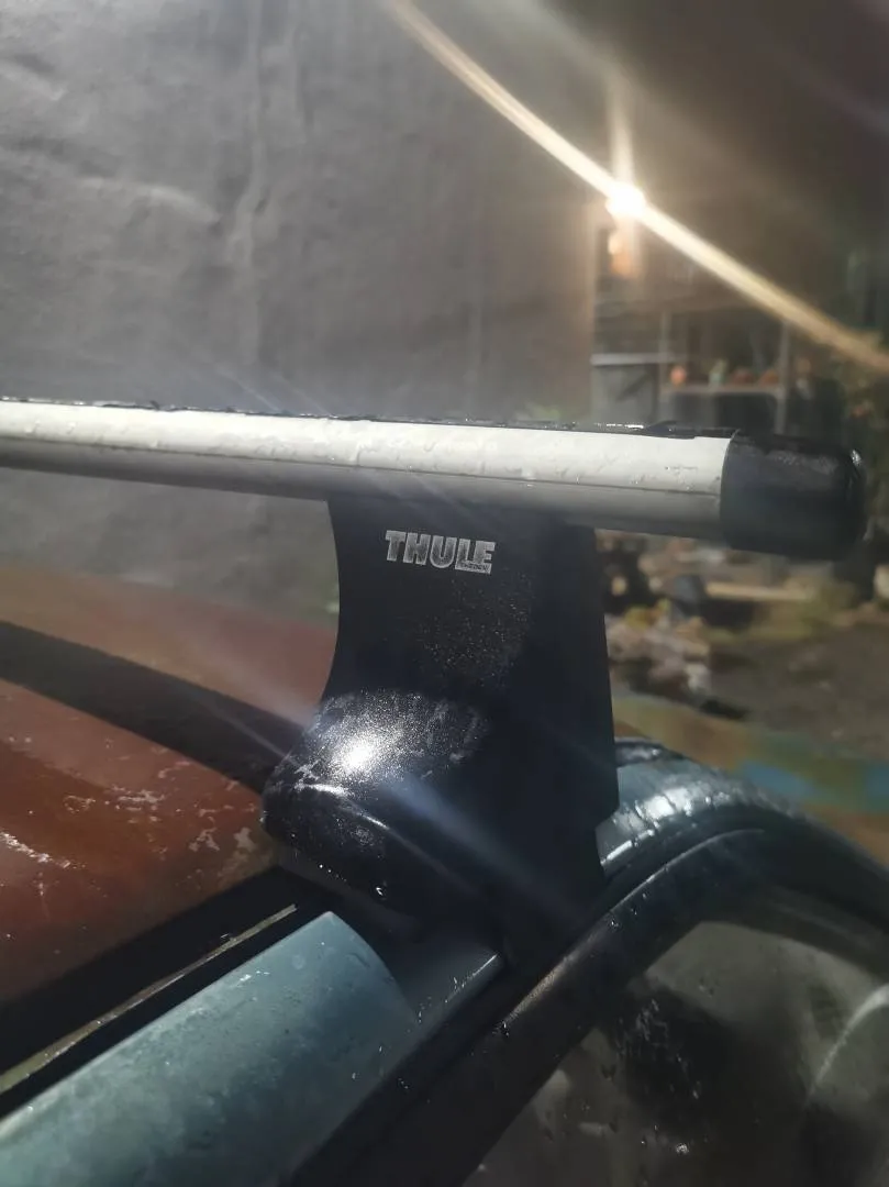 Thule Cross Bar