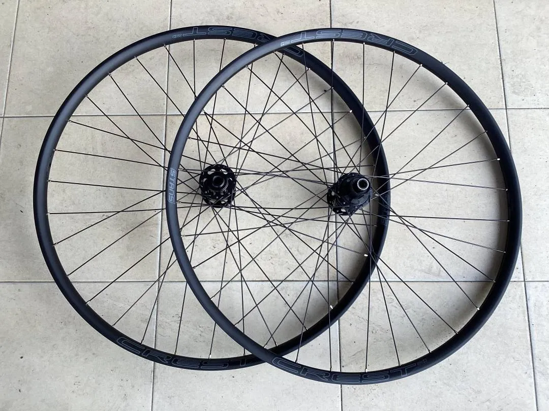 Ztr Crest MK4 29er Custom Chosen Wheelset -- free courier