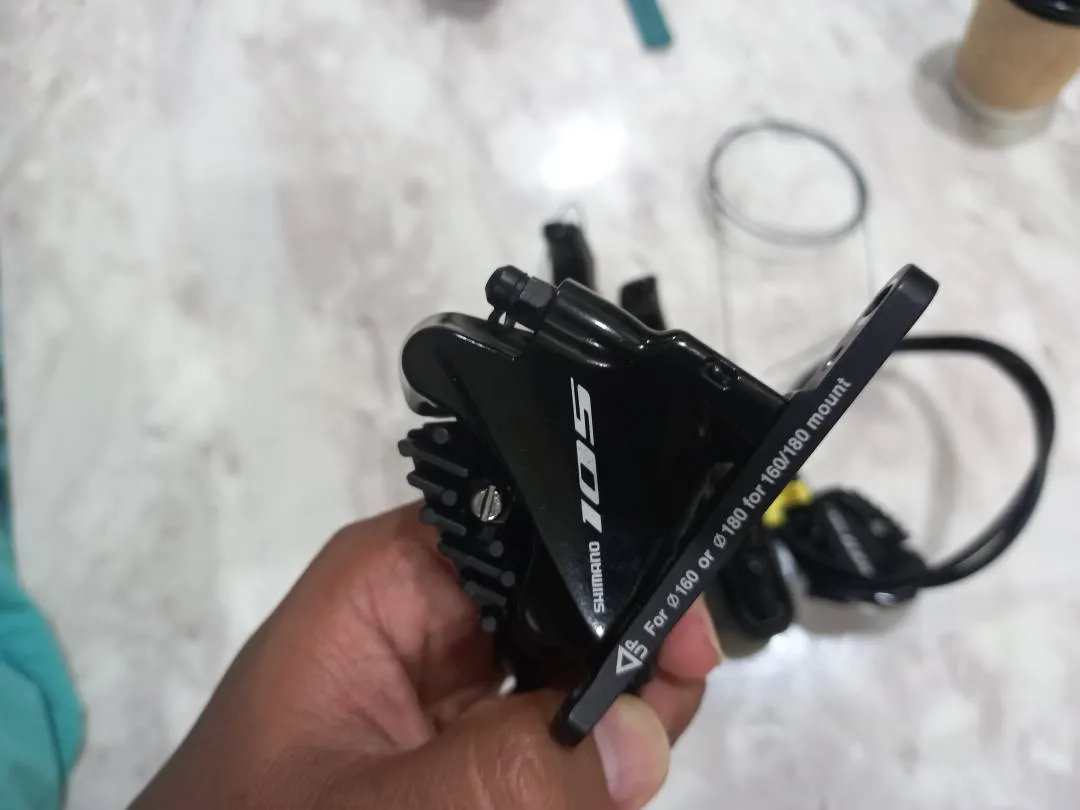 SHIMANO SHIFTER 105 DISC BREK