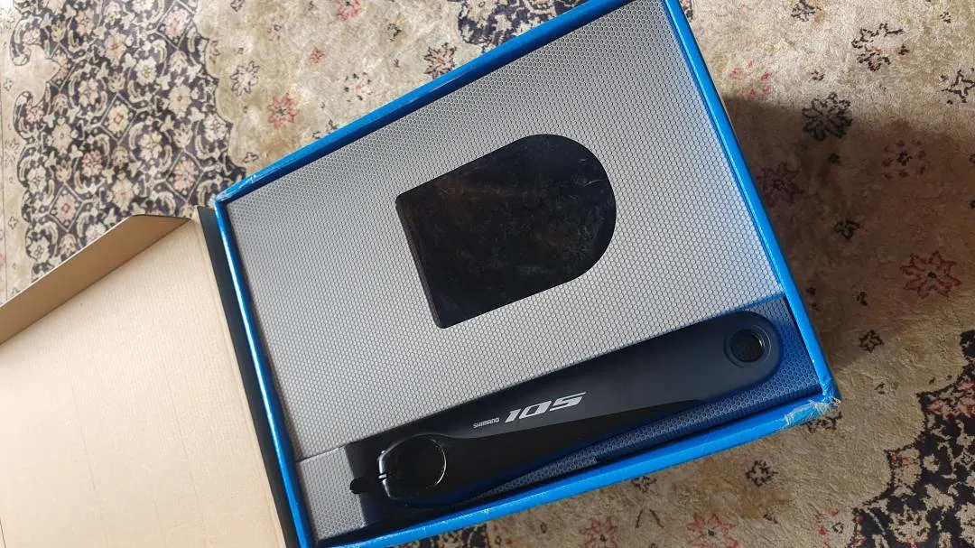 (SOLD) BNIB Shimano 105 R7000 Crankset