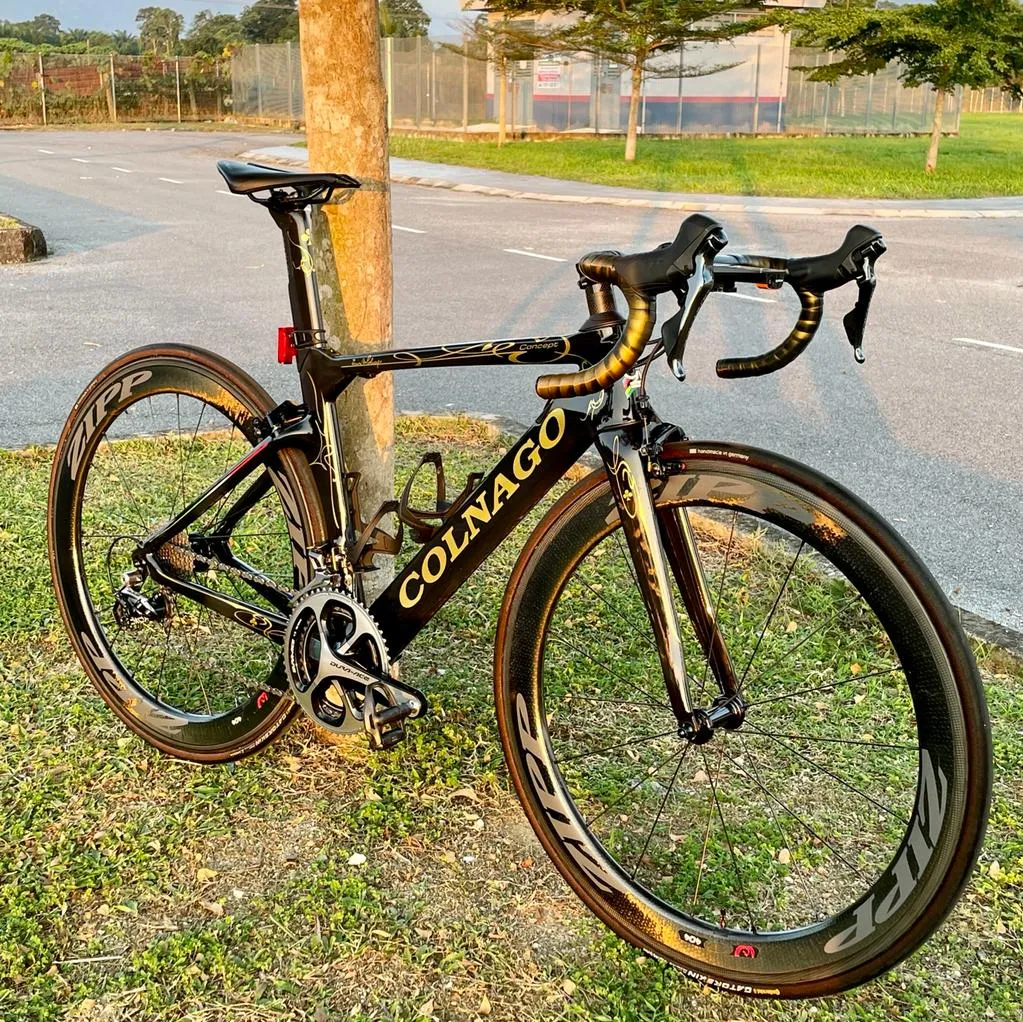 [SOLD] Colnago Concept Roadbike