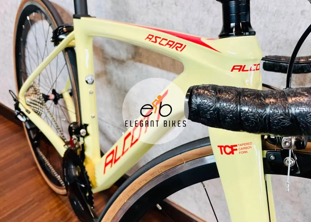 Alcott Ascari Lite Carbon R7000 Shimano 105 (FULL)