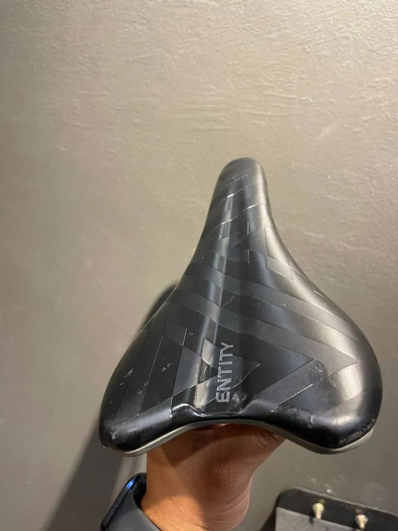 Entity Xtent Saddle (Sold)