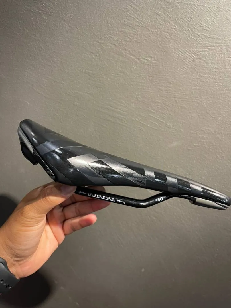Entity Xtent Saddle (Sold)