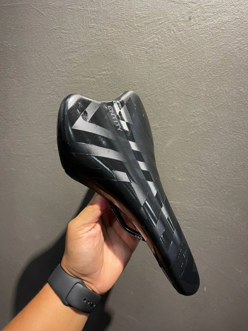 Entity Xtent Saddle (Sold)