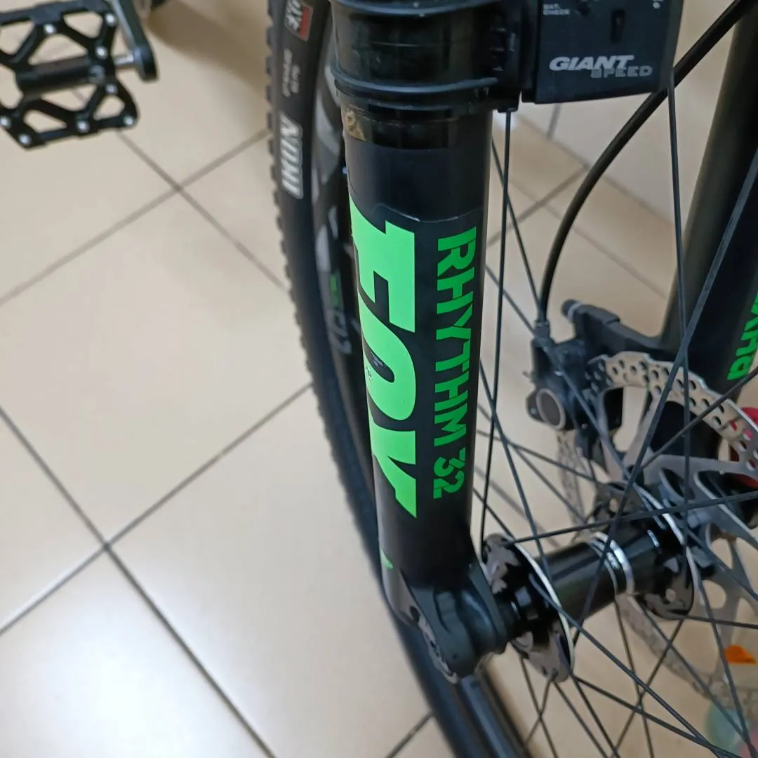 (SOLD)Giant xtc advanced