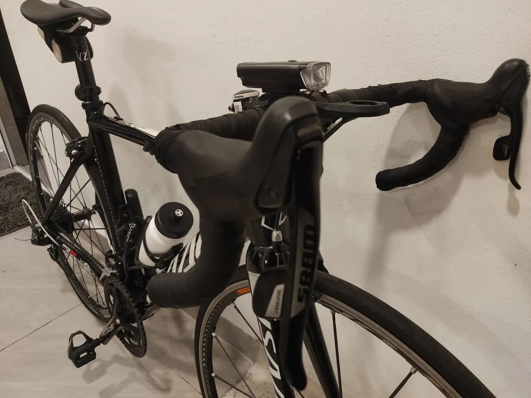 Issac kaon with fulcrum racing zero wheelset