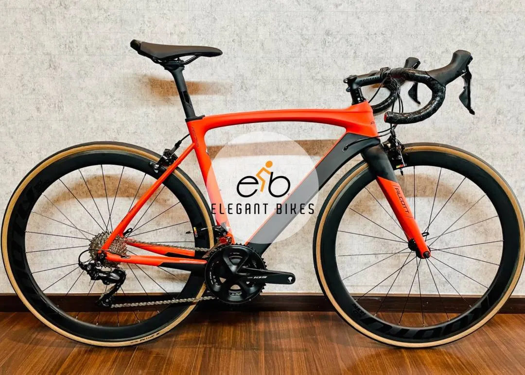 CNY ALCOTT ASCARI SILHOUETTE CARBON WHEEL FULL SHIMANO 105 R7000