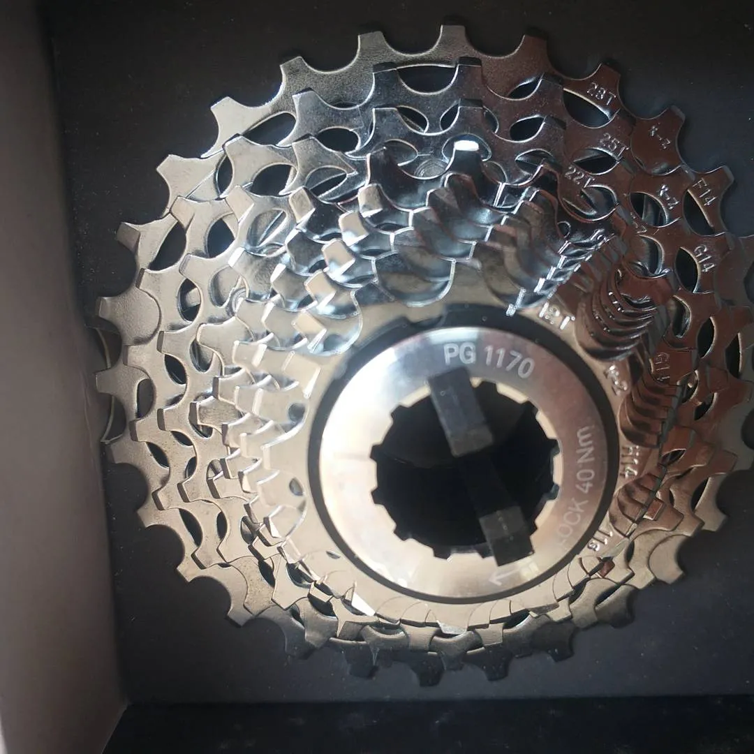NEW SRAM FORCE PG1170 11-28 &amp; KMC X11SL RM420