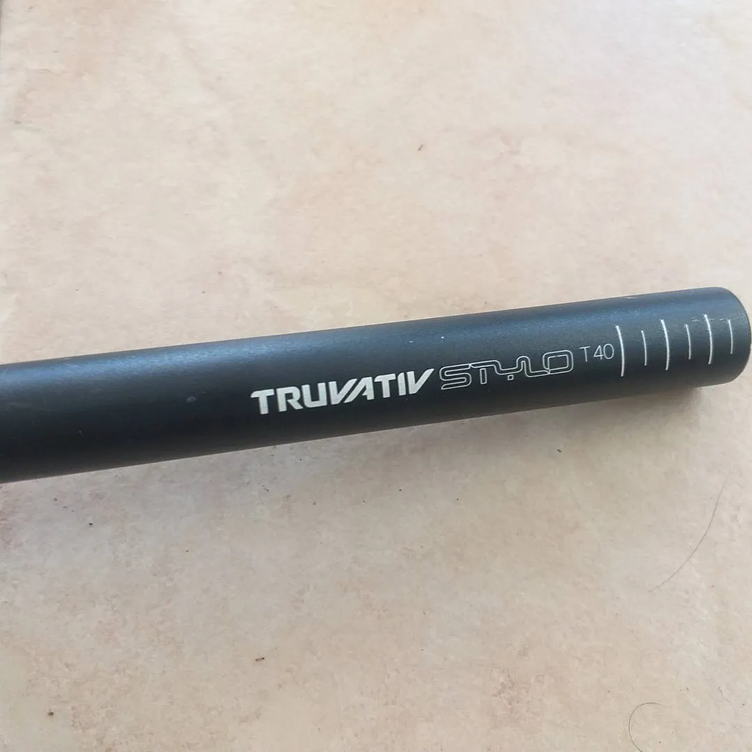HANDLEBAR TRUVATIV STYLO T40 700MM 8.5/10 RM100