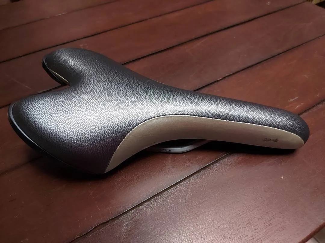 Fizik Pave Made in Italy Saddle