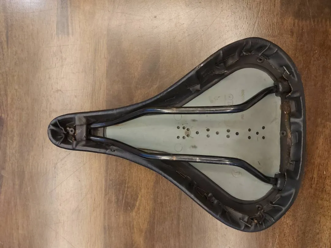 VELO Plush Saddle