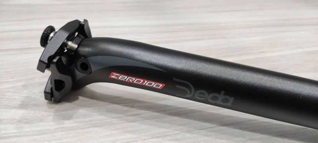 Deda Zero 100 Alloy 7050 3D forged 31.6 x 350mm Seatpost