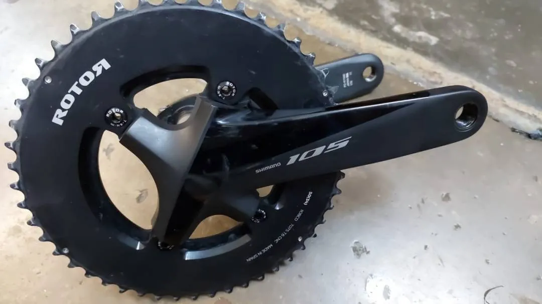 R7000 crankset with ROTOR Q Ring